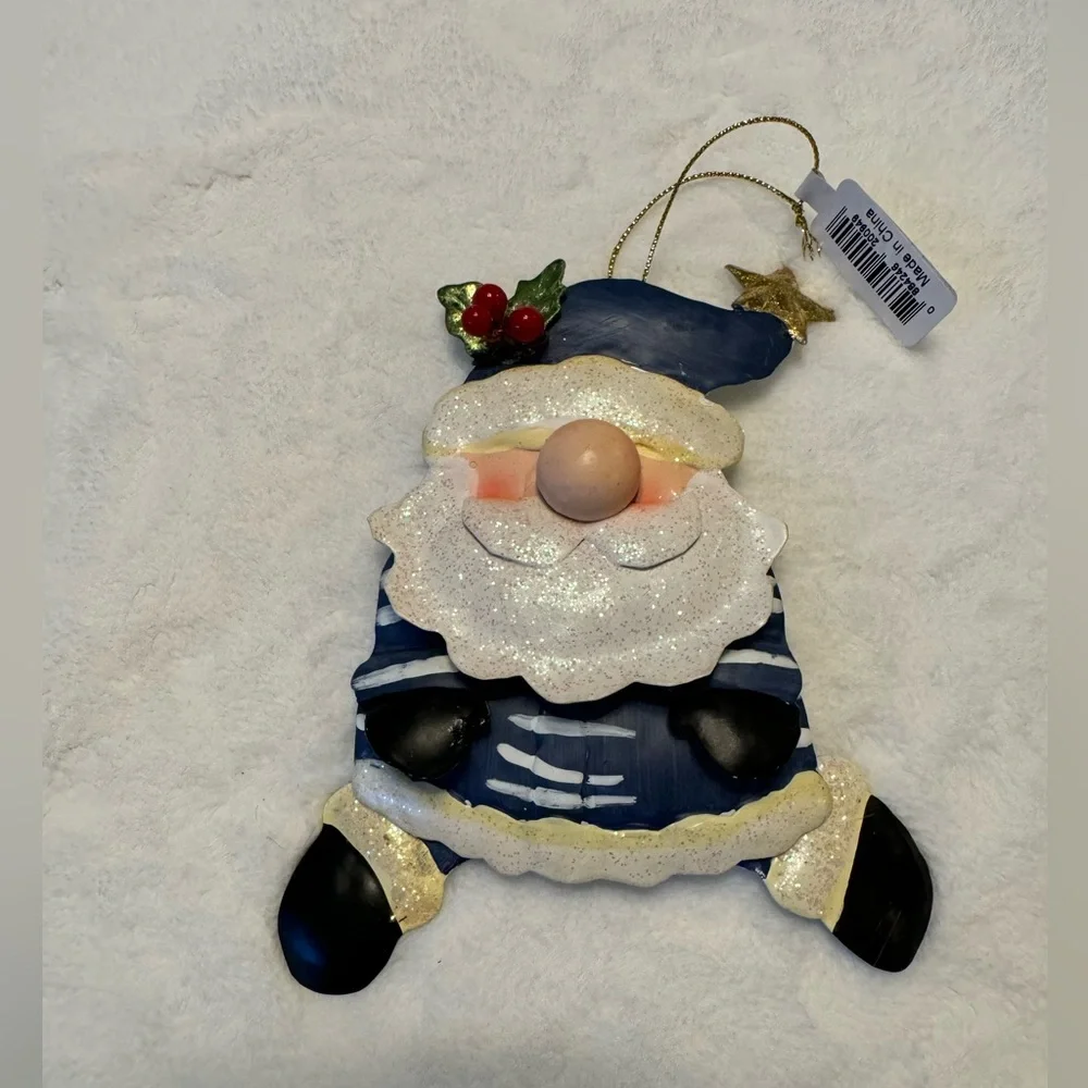 NWT Vintage Handmade Santa Christmas Ornament Metal